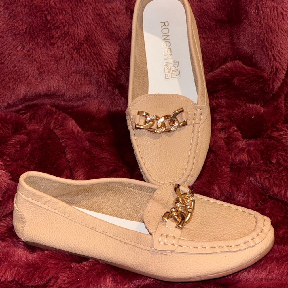 RONGEN Beige Platform Loafers Shoes with Gold Chain—8